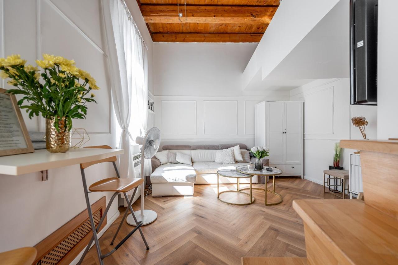 Hlavna Loft Апартаменти