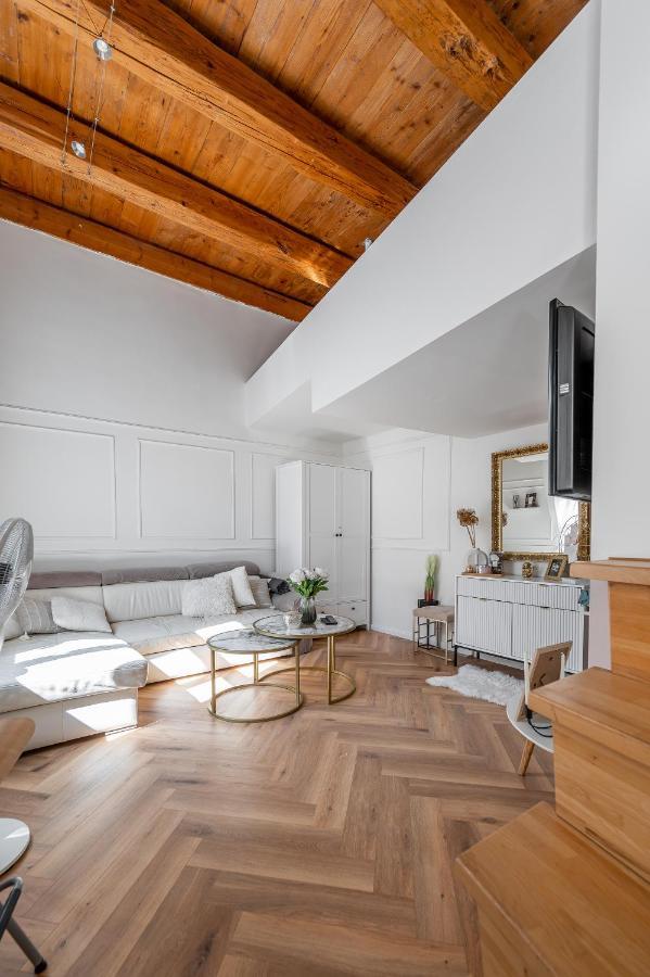 Апартаменти Hlavna Loft